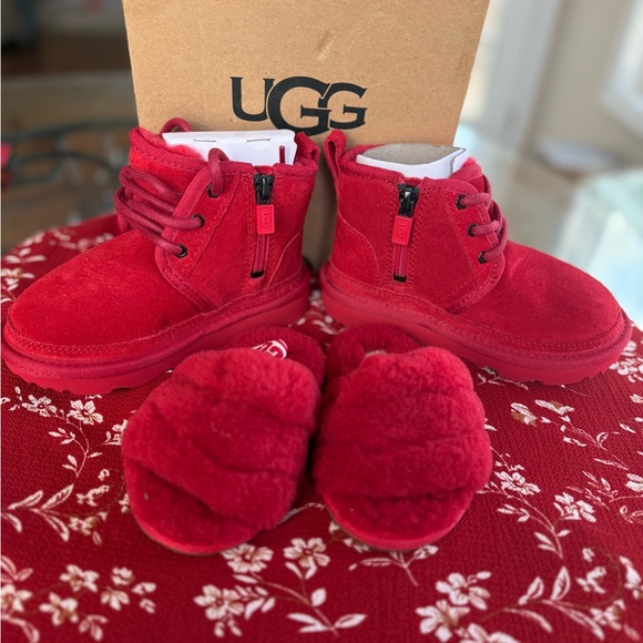 UGG Vibrant Red Boots and Slippers - Picture 3 of 10